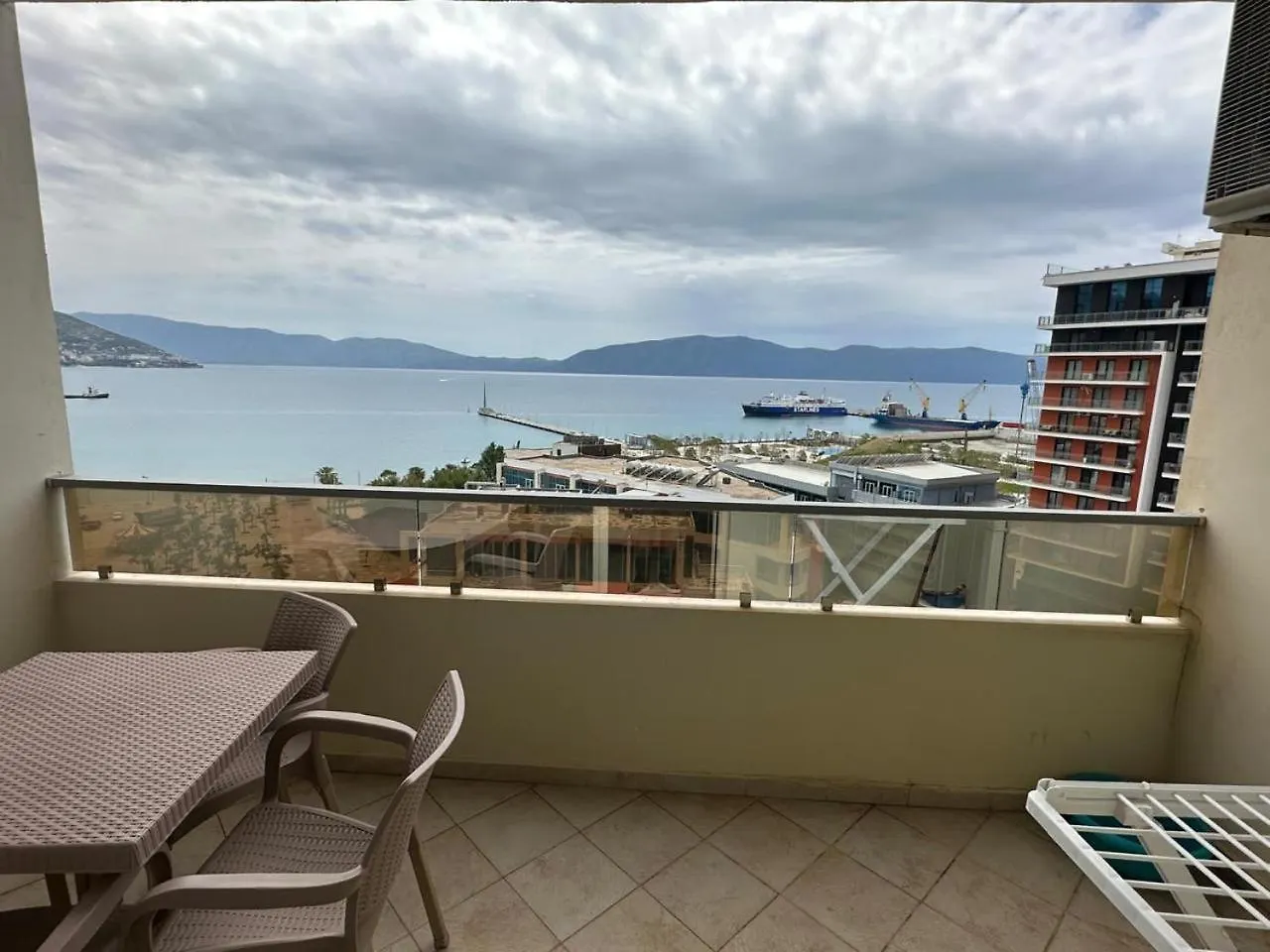Sunset Apartment Vlorë